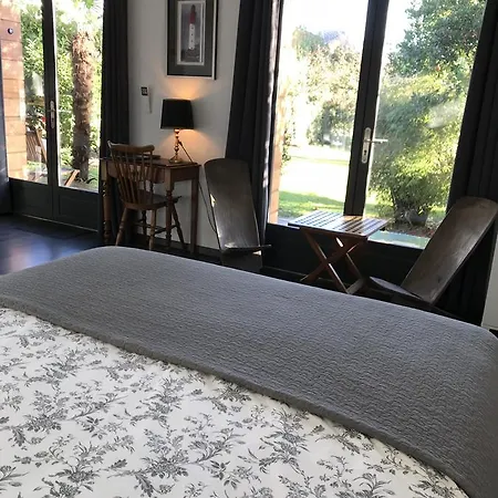 D'hotes Du Clos Bamboo فندق مبيت وإفطار Mérignac